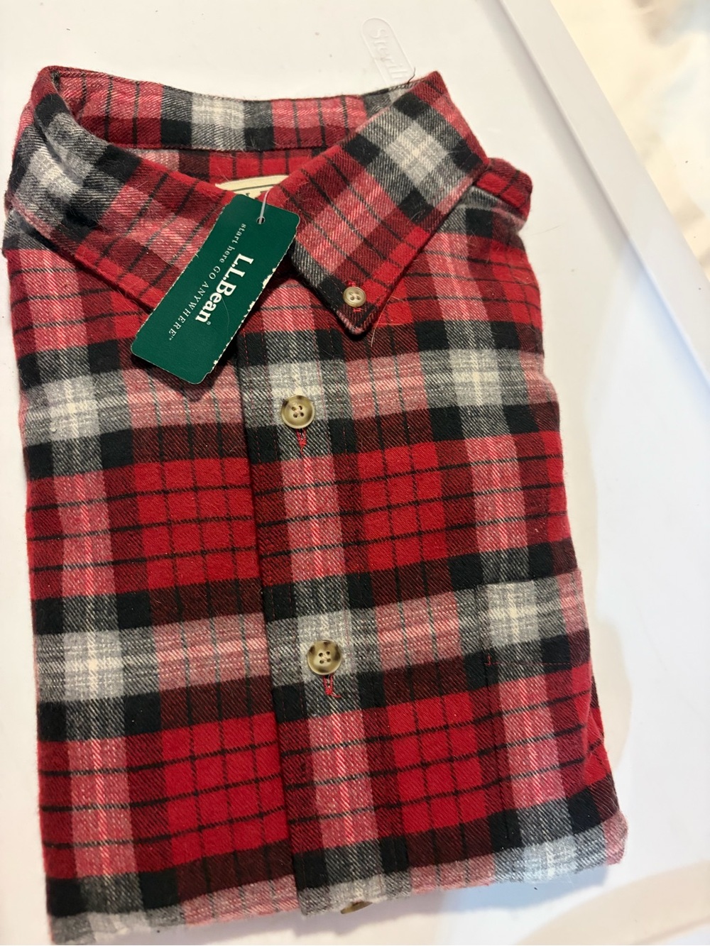 L.L. Bean Rangely Flannel 100% Cotton Red and Black Plaid Button-Down Shirt NWTS